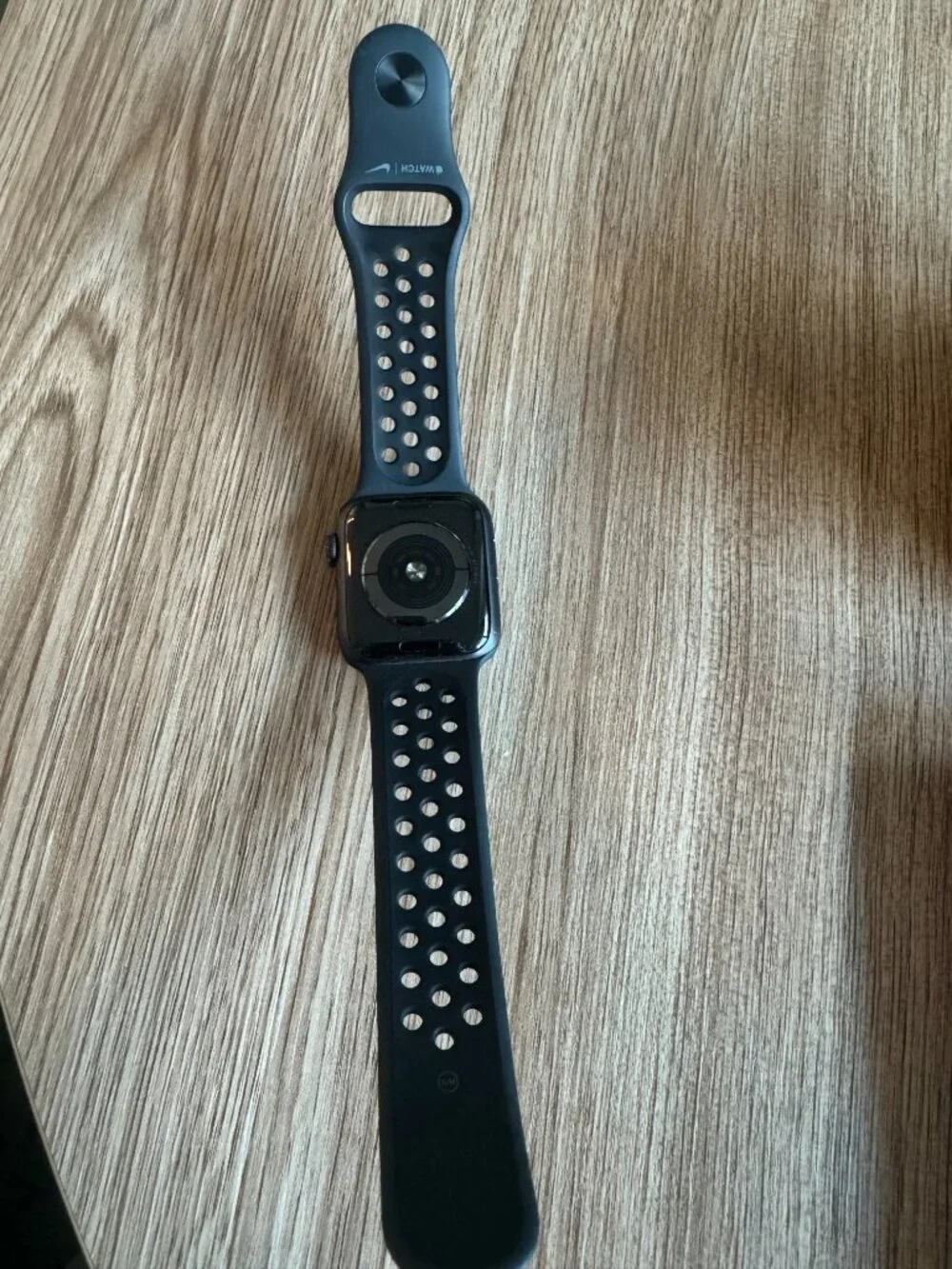Apple Watch Nike Series 5 GPS, 40mm Space Gray Aluminum Case with Anthracite/Bla